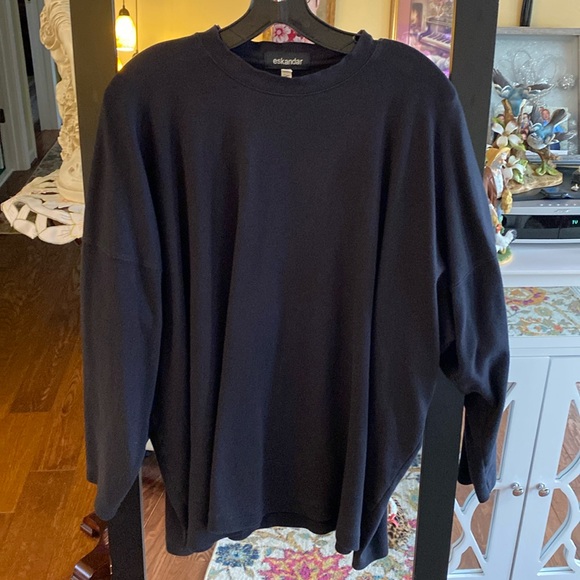 ESKANDAR oversized top - Picture 2 of 12